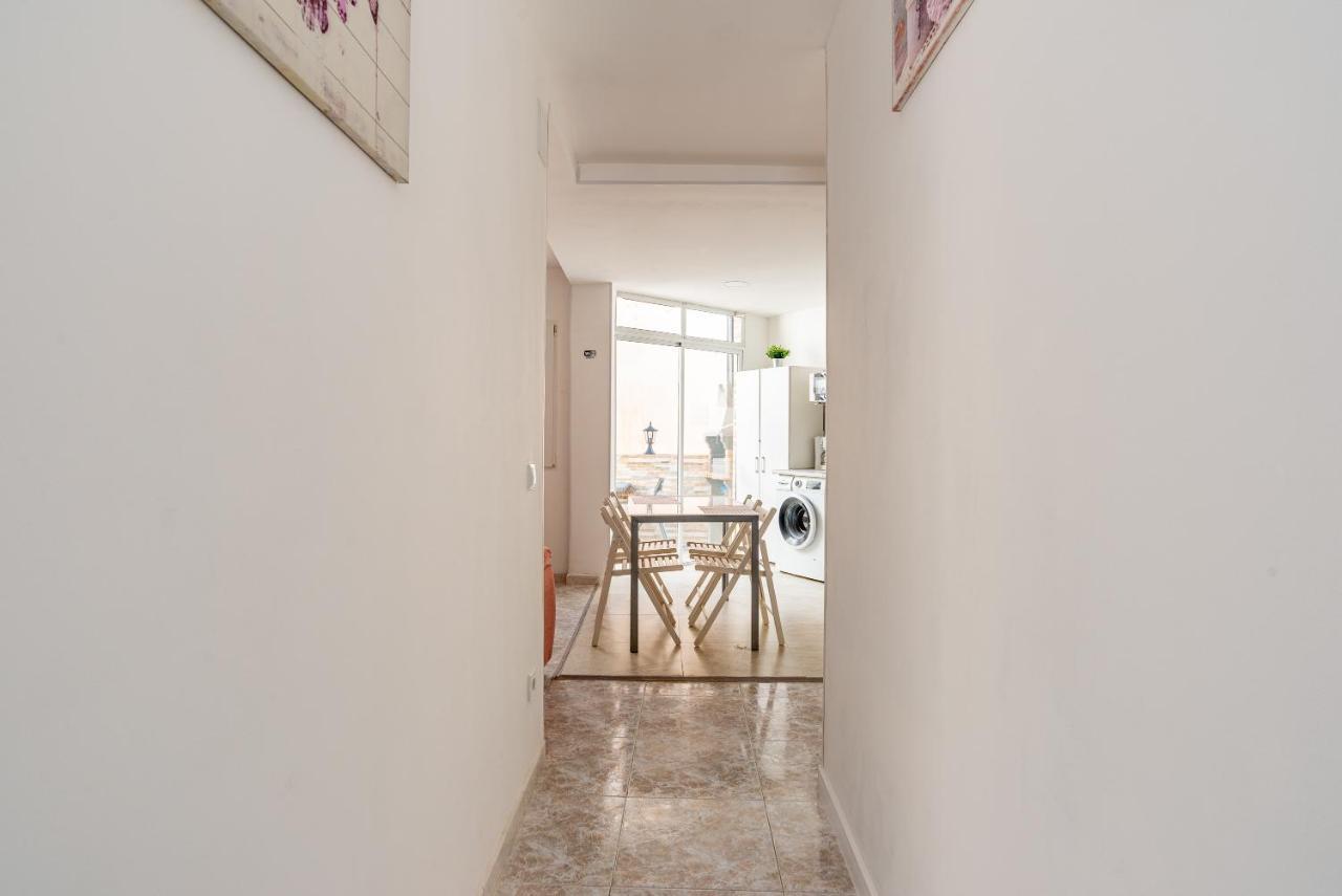 Rooms Breeze & Sun مالقة المظهر الخارجي الصورة