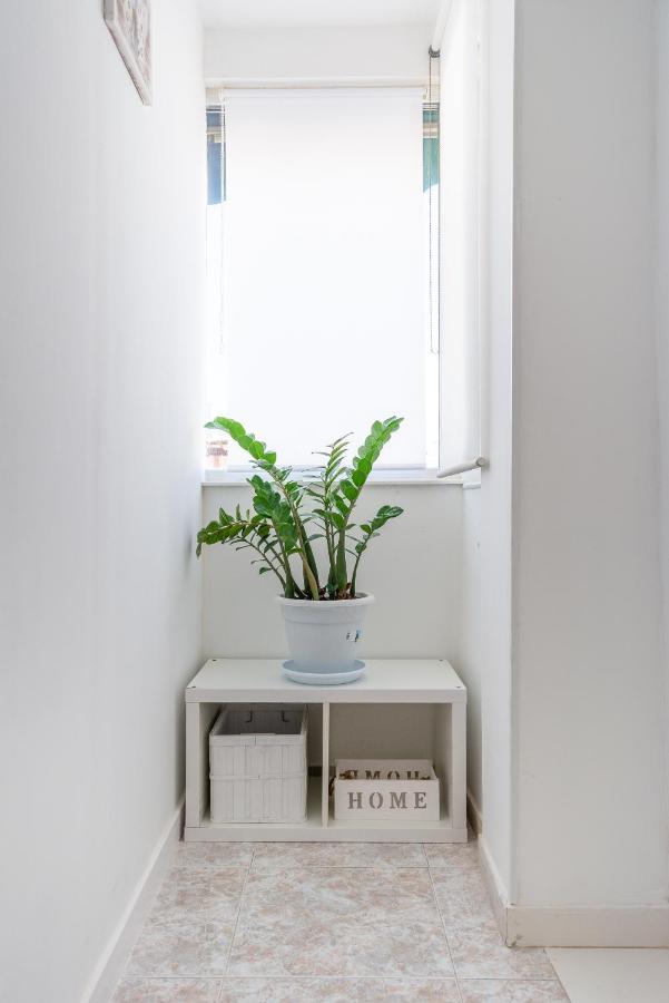 Rooms Breeze & Sun مالقة المظهر الخارجي الصورة