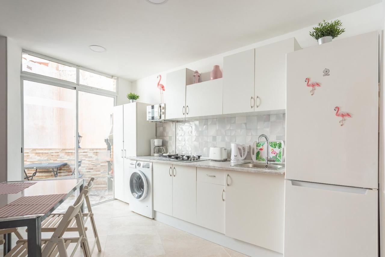 Rooms Breeze & Sun مالقة المظهر الخارجي الصورة